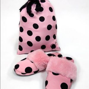 Victoria secrets signature Santa slipper!